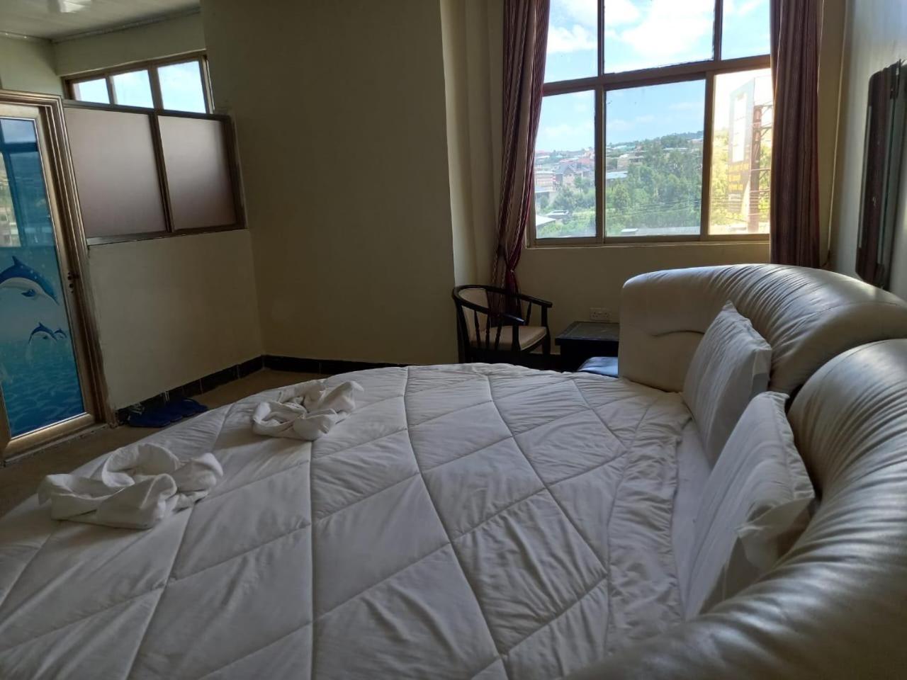 Newstead Hotel Naivasha Exterior photo